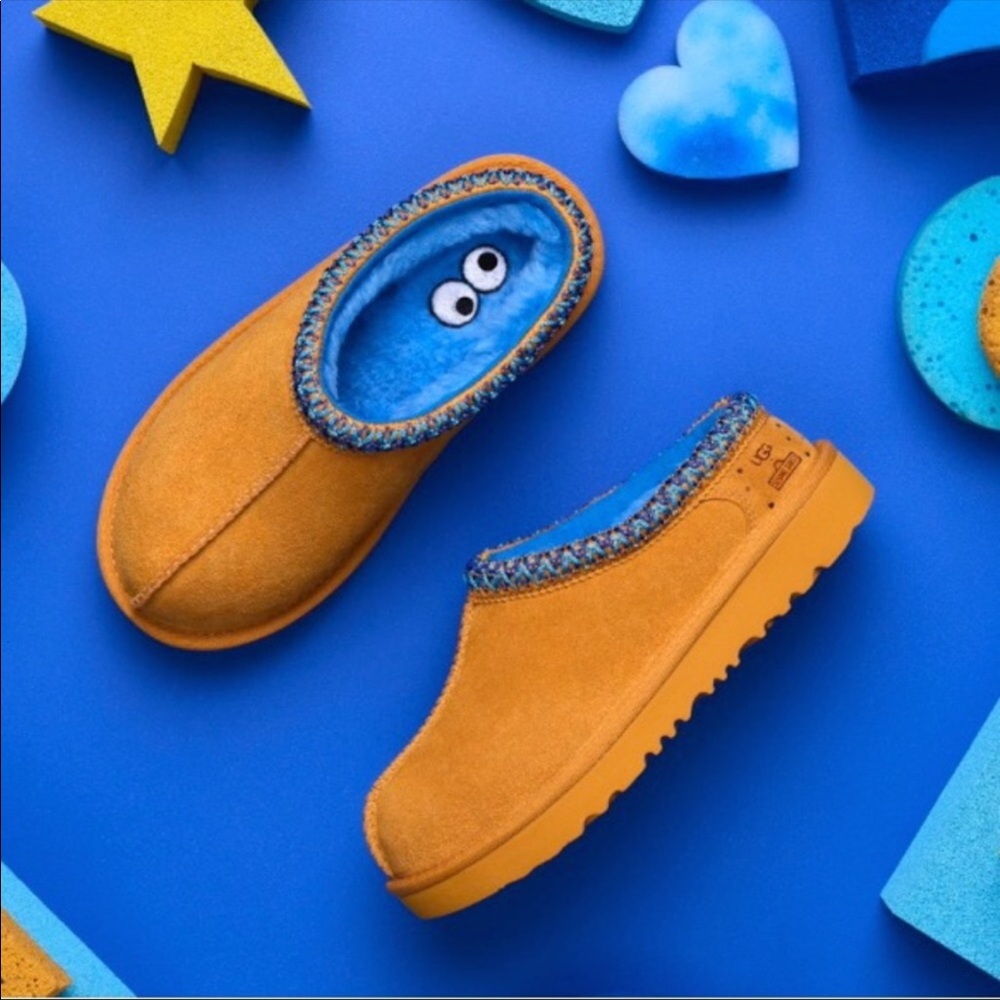 UGG x Sesame Pre School Cookie Monster Tasman slippers